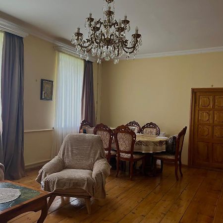 Guesthouse Kostava 72 Stepantsminda Exterior photo